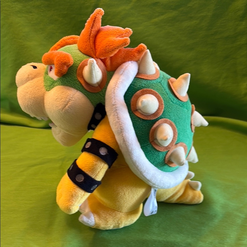 Nintendo Super Mario 10” Bowser Plush - Picture 4 of 7